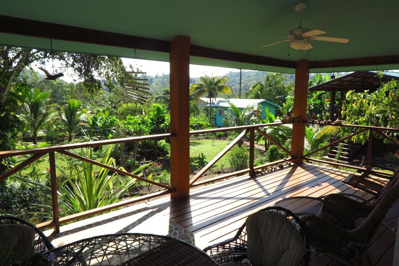 Maya Hill Lodge Black Man Eddy Exterior photo